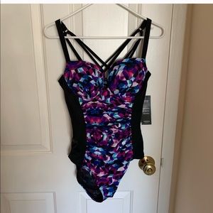 ISO THIS TORRID SWIM SUIT SIZE 3